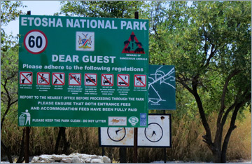 Informationstafel am Eingang von Etosha