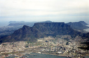 Blick aus dem Flugzeug auf Kapstadt
