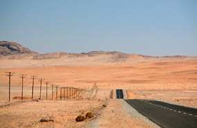 auf der Straße B4 von Keetmanshoop nach Lüderitz