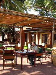 Frühstück Kalahari Anib Lodge